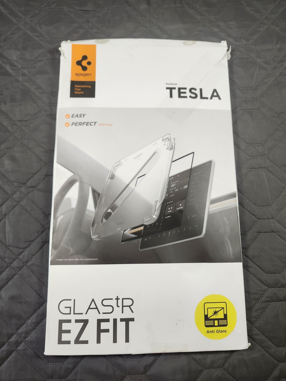 Spigen Tesla Glastr EZ Fit Anti-Glare Screen Protector - Clear